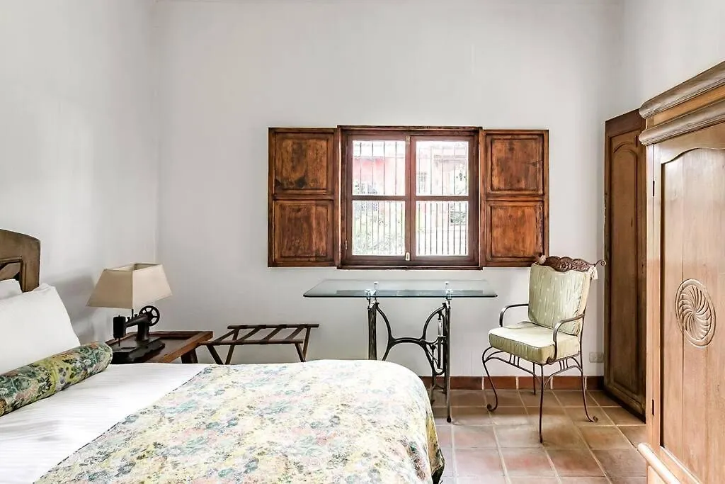 Collector'S Fernandmario At Ma Il Com Pool Villa Antigua